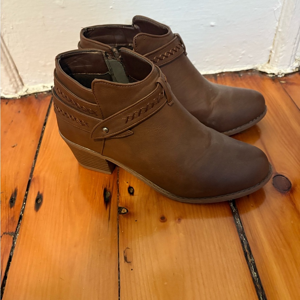 Brown Ankle Boots Size 8